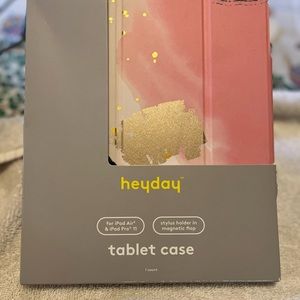New in Box Heyday IPad case iPad Air and IPad Pro 11 Pink